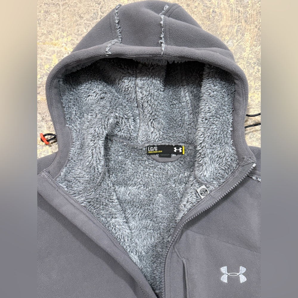 Under Armour Men's L Loose Charcoal and Light Gray Hooded Performance Jacket - Picture 3 of 10
